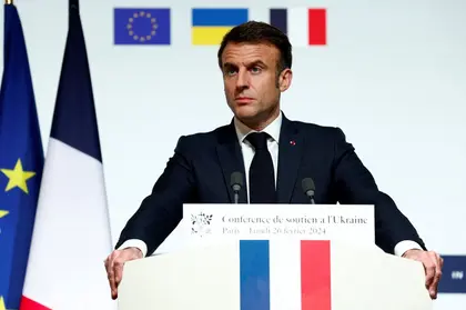 Macron Heads to Prague For Talks on Arms for Ukraine