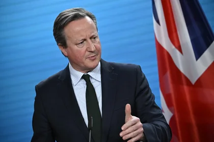 UK's Cameron Opposes Sending Troops to Ukraine, Even for Training