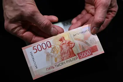 How Steep Will the Ruble’s Fall Be After Russian ‘Elections?’