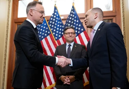 House Democrats Aim to Get US Aid to Ukraine Passed Next Week