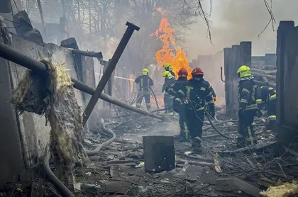 Russian ‘Double-Tap’ Strike Kills 21 in Odesa, Including Rescuers and Top Police Officials