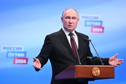 Putin Vows 'Russia Cannot be Held Back' in Victory Speech