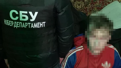 SBU Detains Two FSB Agents Coordinating Missile Strikes, Burying Russian Soldiers Near Kyiv
