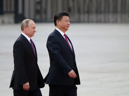Лідер Китаю поїде до Франції "дотискати" Макрона щодо РФ на Глобальному саміті миру - Politico