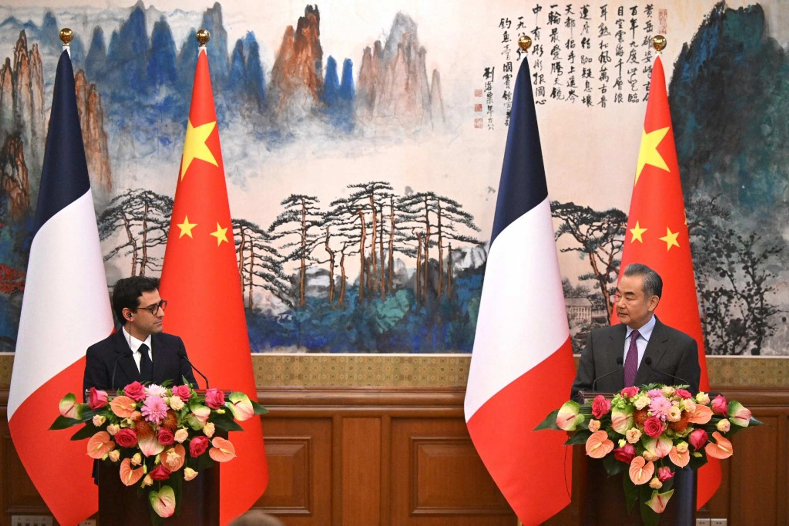 France Seeking ‘Clear Message’ From China to Russia Over Ukraine War