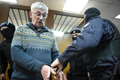 Concerns Grow for Jailed Veteran Russian Rights Campaigner
