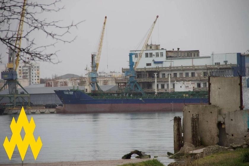 Russia Deploys S-300 and Pantsir-S1 Missile Systems to Protect Kerch Bridge from Ukrainian Attacks, Partisans Say