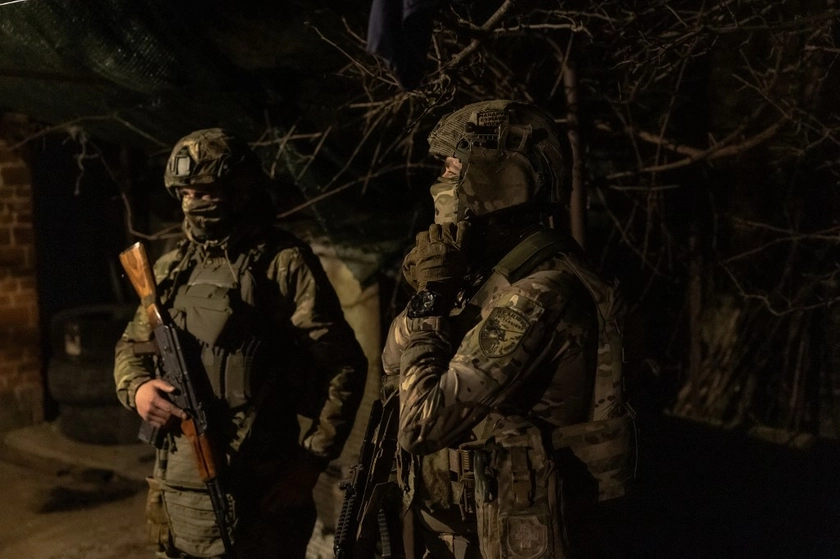 Ukraine Agrees to Cap Army at 800,000, FT Reports