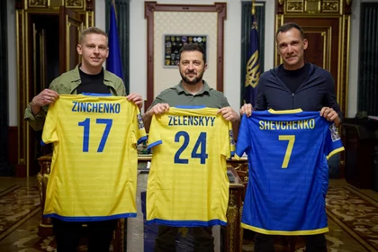 Ukrainian Footballer Oleksandr Zinchenko Prepared to Join War if Called Upon