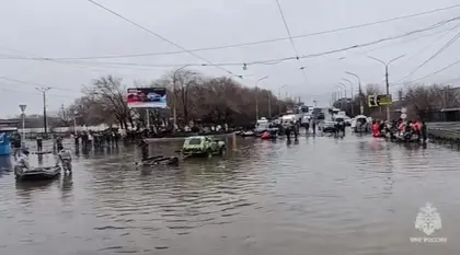 Russia Says Over 10,000 Residential Houses Flooded Across Urals, Siberia
