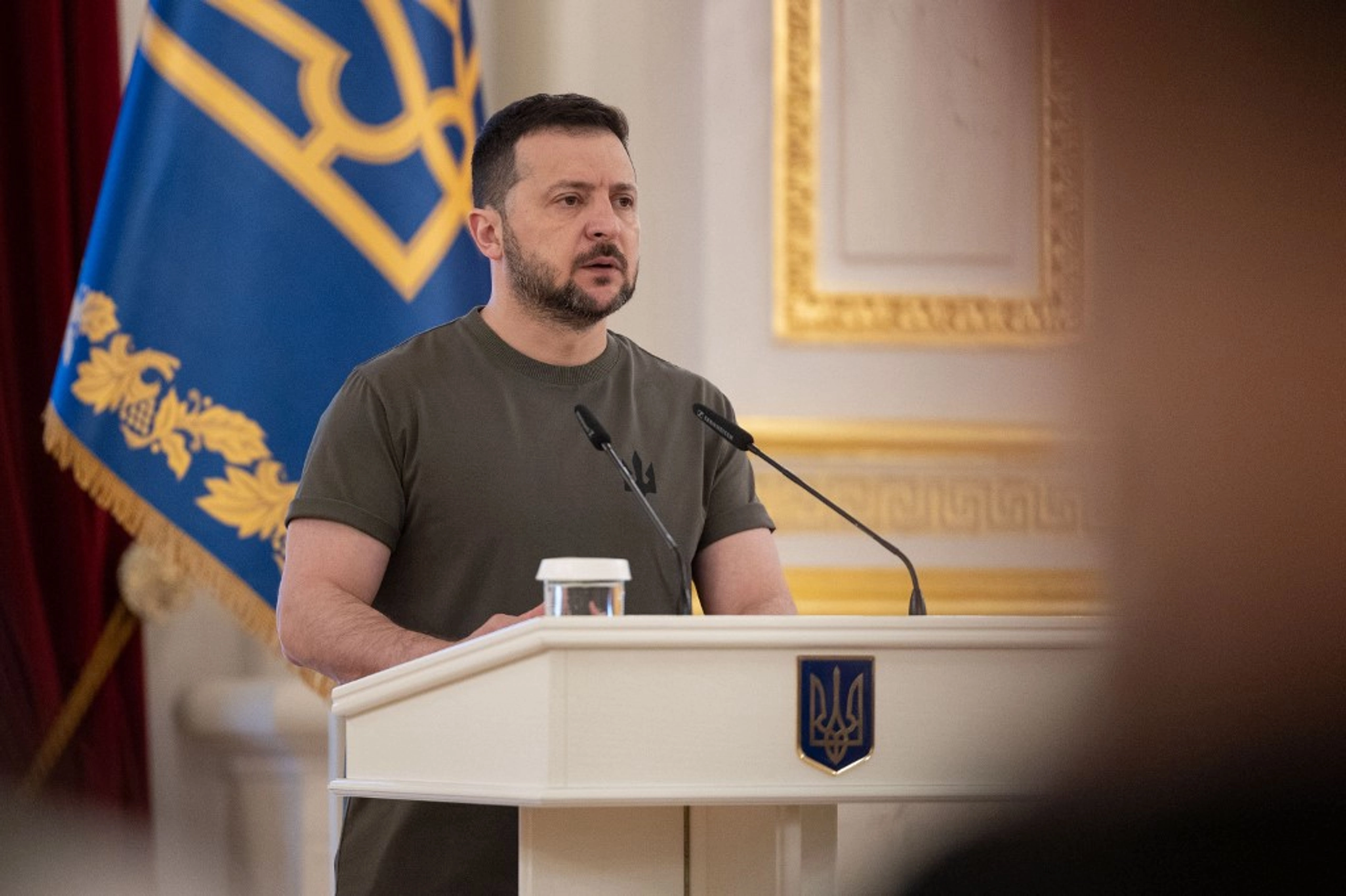 Зеленський розкритикував ідею Трампа про здачу територій України в обмін на мир