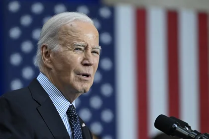Biden Urges House Vote on Ukraine Aid as Republican Chief Stalls