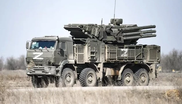 Russian Air Defenses Still Likely to Shoot Down Own Aircraft Over Crimea