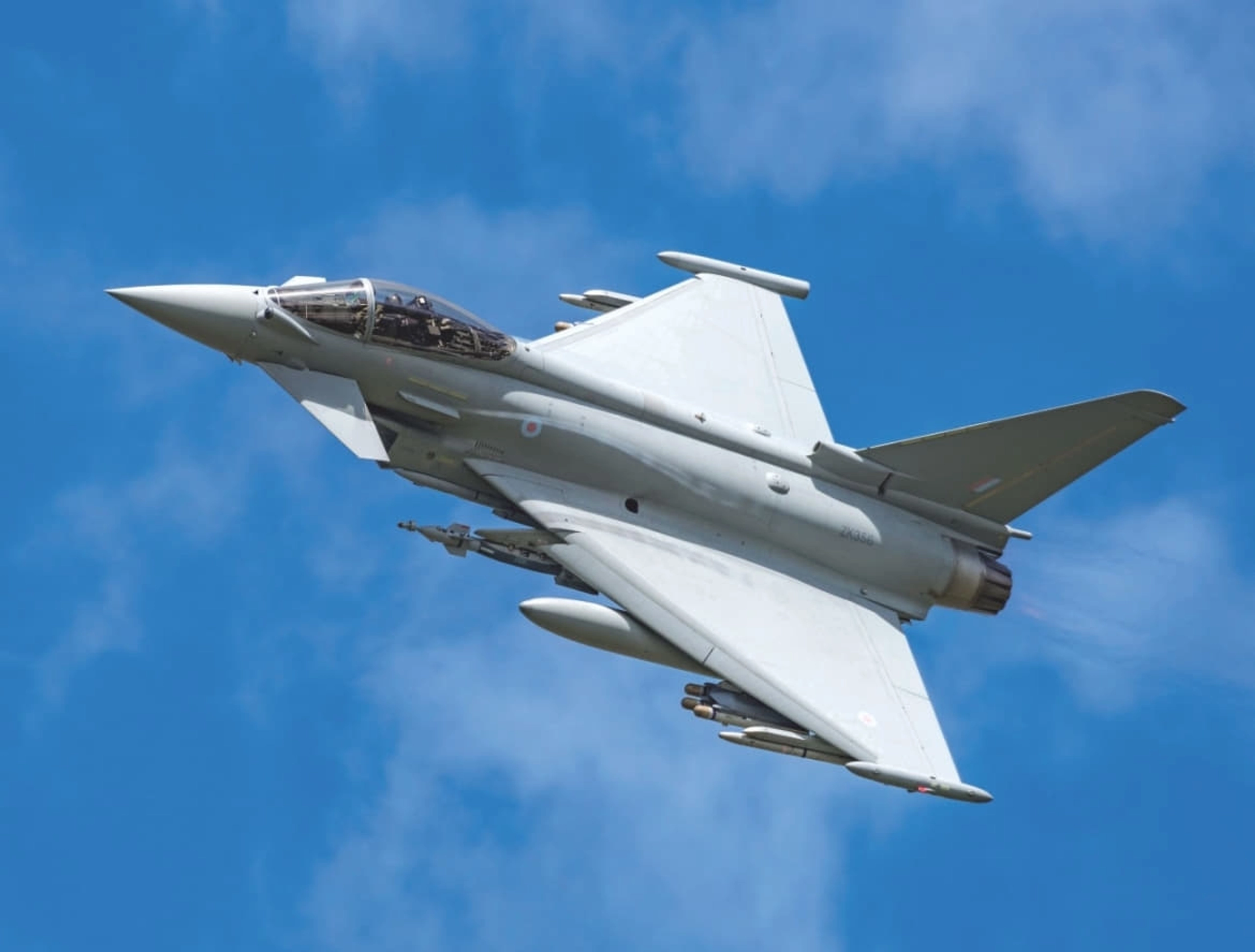 Велика Британія відправить до Польщі винищувачі Typhoon