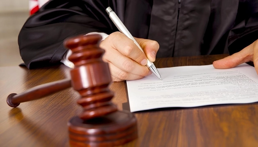 Russian Man Sentenced to 10 Years for Planning to Fight for Kyiv