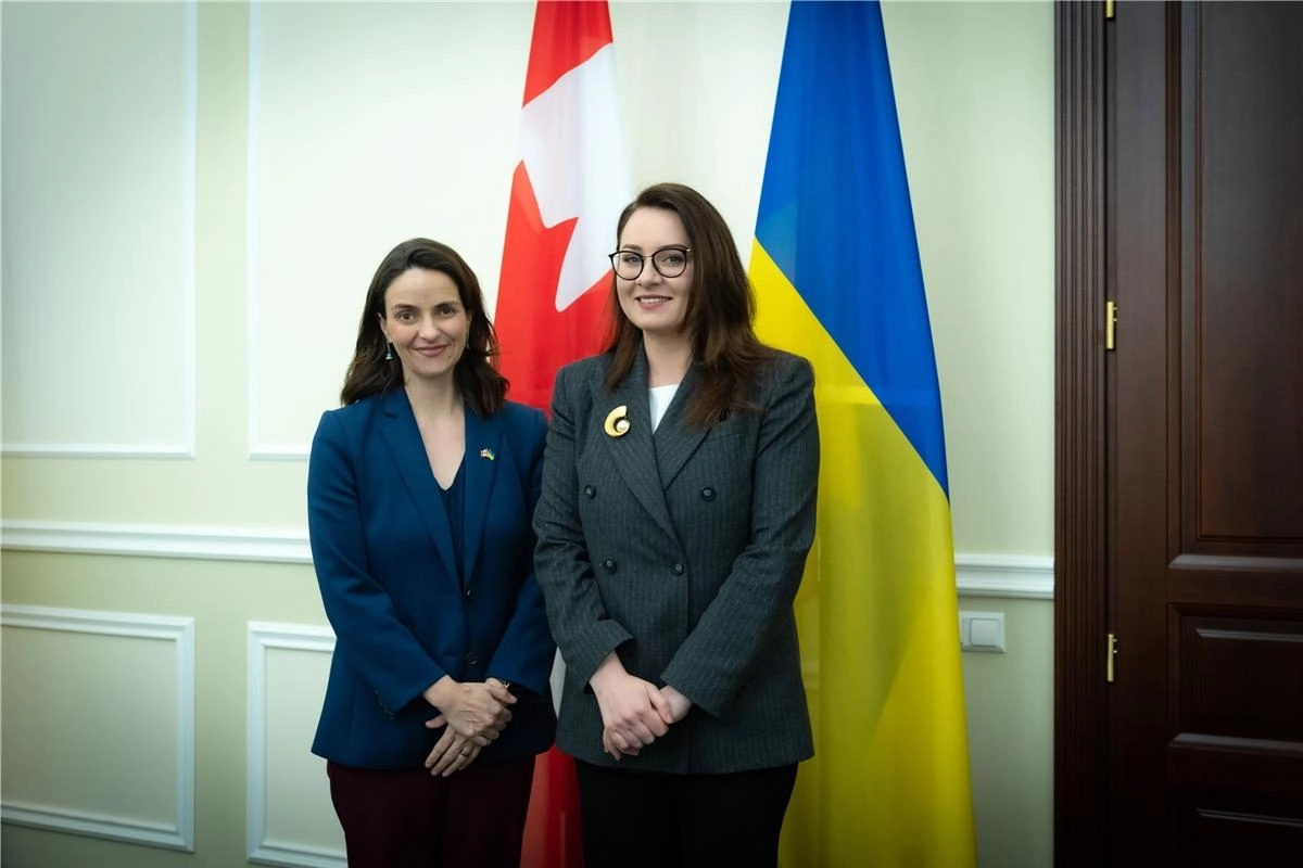 В Україні планують залучити більше жінок до розмінування