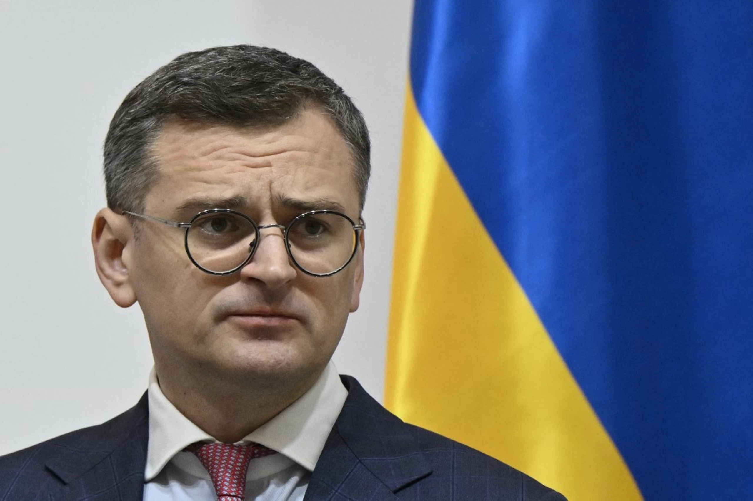 Kuleba Hints Negotiations with Russia May Begin Once Ukraine Forges Peace Coalition