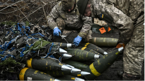 US Ammo Honcho: Congress Doubled Funding for Shells Critically Needed by Ukraine