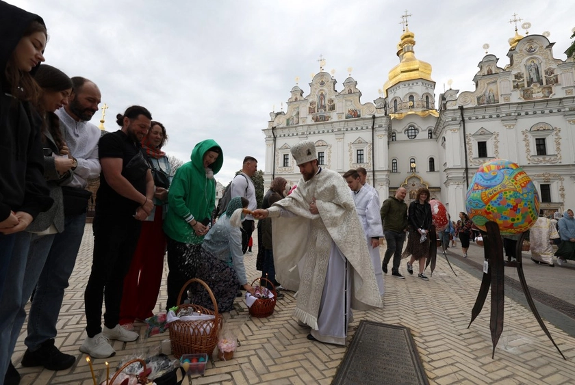 WORLD BRIEFING: May 5, 2024
