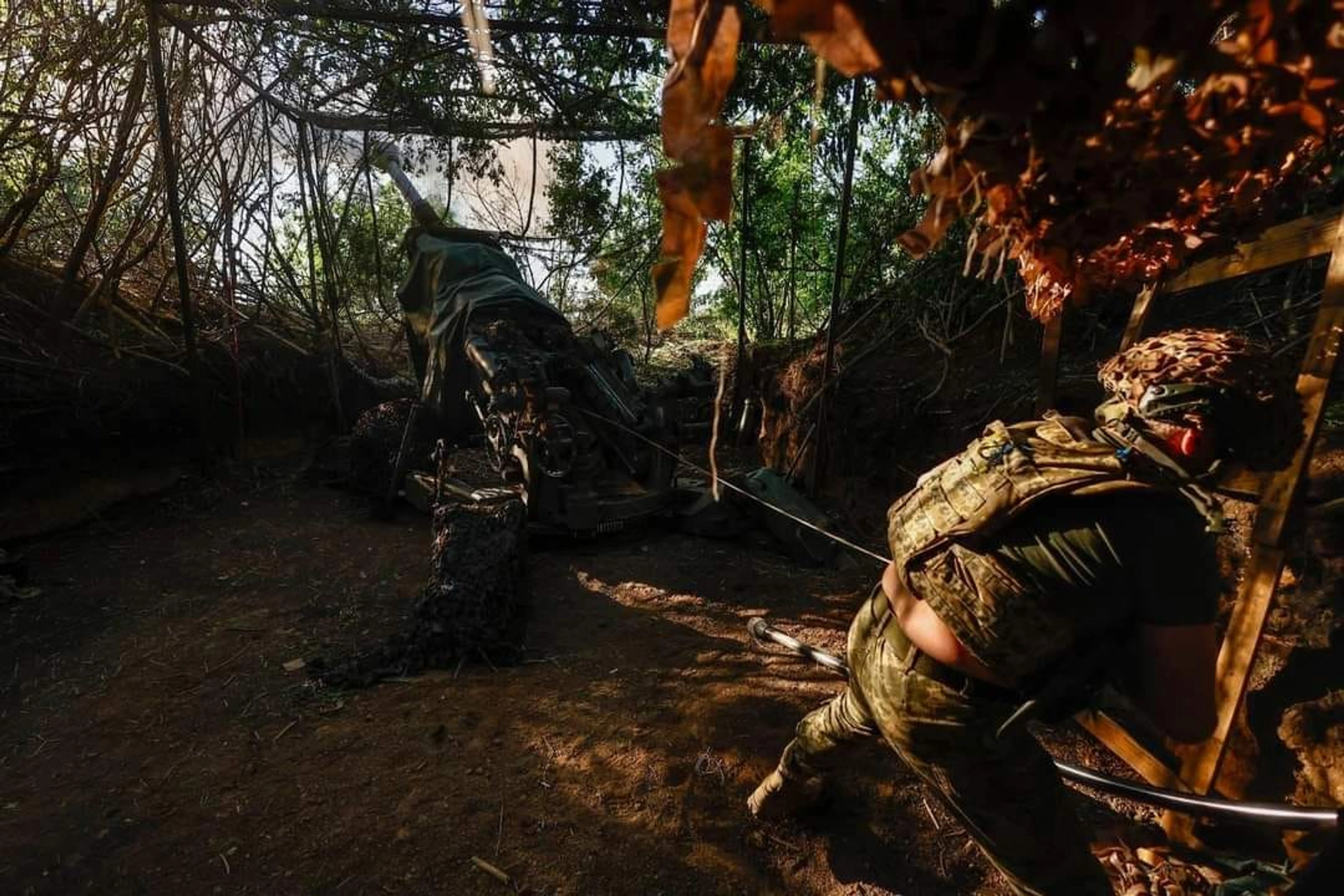 Ситуація на фронті залишається загостреною, - Сирський