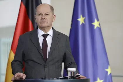 Scholz Urges More Ukrainian Refugees in Germany to Take Up Work