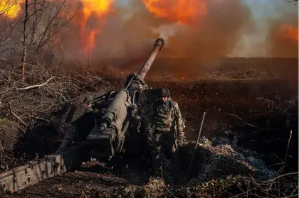 Ukraine Army Gunners Now Finding – Some – Shells to Hit Latest Russian Assaults