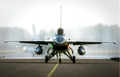 First Ukrainian F-16 Pilots Complete Training - Combat Missions Possible in Weeks