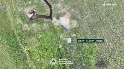 Ukrainian Border Guard Drones Blast Russian Howitzers and Dugouts in Bakhmut Sector