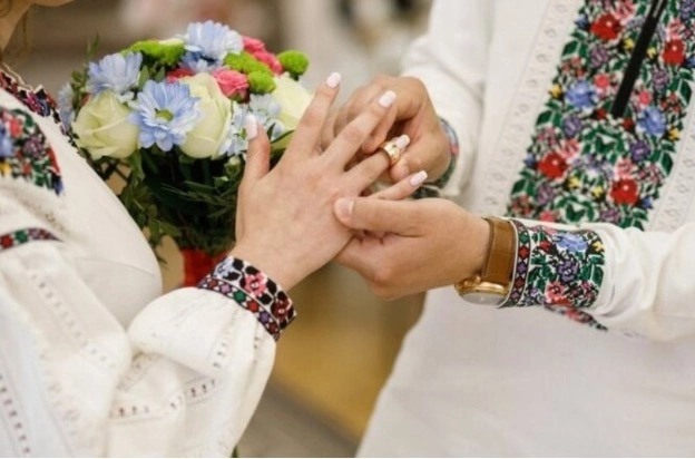 Ukraine Wants Couples to Test Out New Online Marriage Function