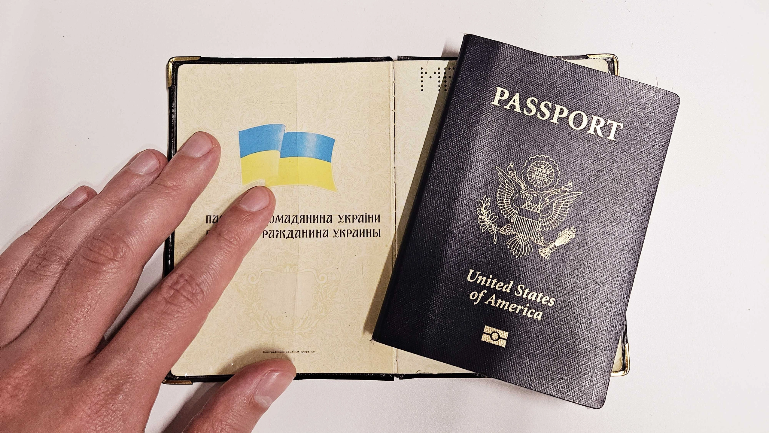 Ukrainians with Dual Citizenship Banned from Leaving Ukraine – What We Know