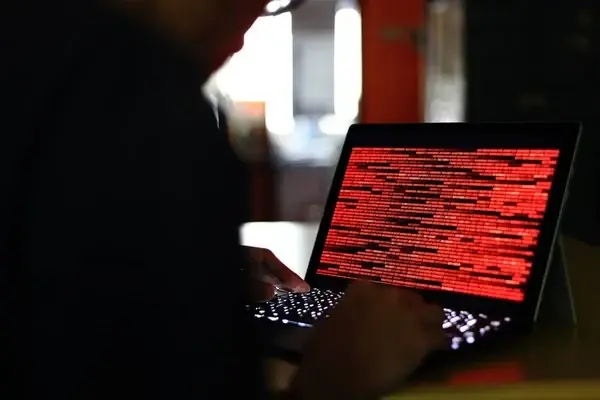 HUR Hackers Score Cyber-Hit on Russian Airports, Cause Flight Delays