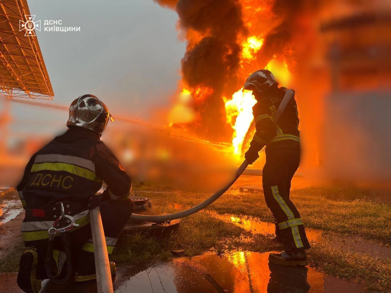 Сили ППО збили майже всі ворожі повітряні цілі під час нічної атаки