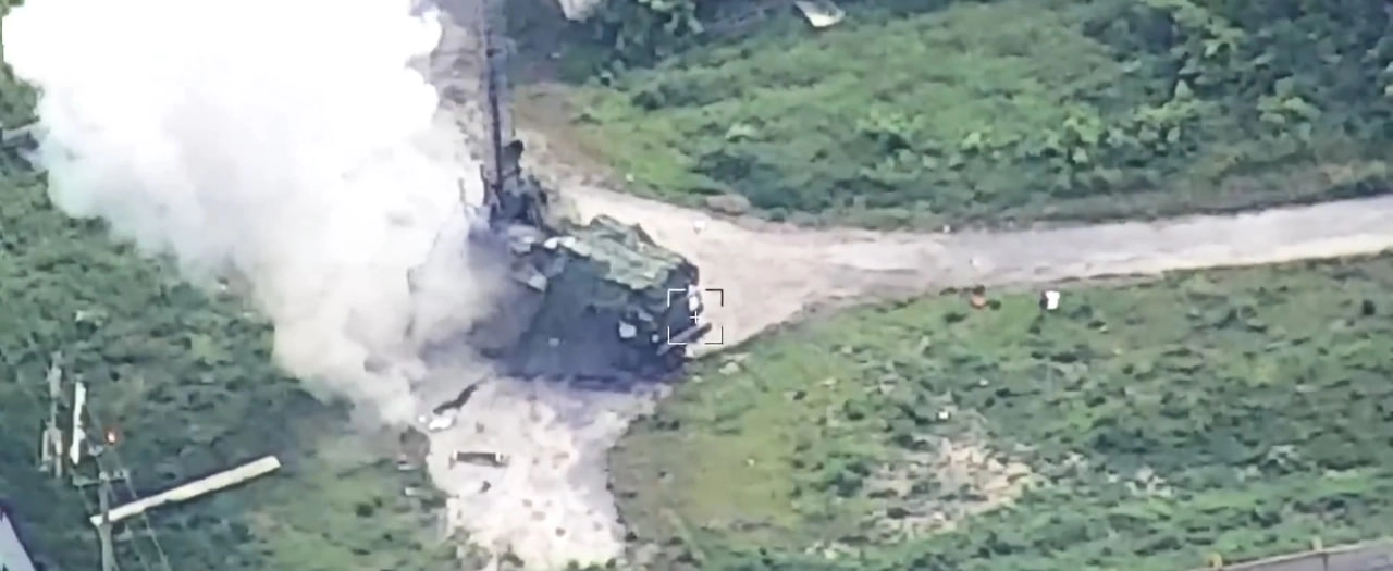 WATCH: Ukrainian Special-Ops Pick Off Russia’s Cutting-Edge Radio Relay Station