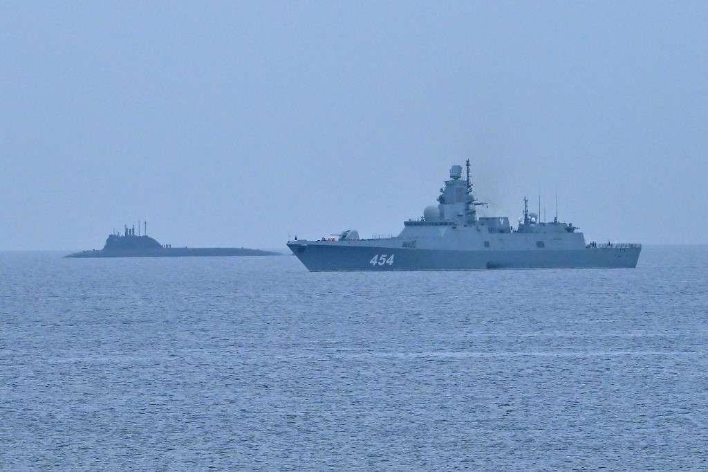 Moscow’s Naval Ploys in Cuba: The Illusion of Strength Undermined by Ukrainian Resilience