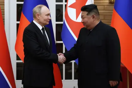 Kim Tells Putin N. Korea 'Fully Supports' Russia on Ukraine