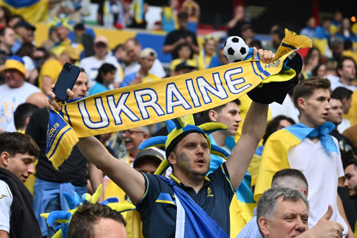 Ukraine, Poland Explore Joint World Cup Bid for 2040s