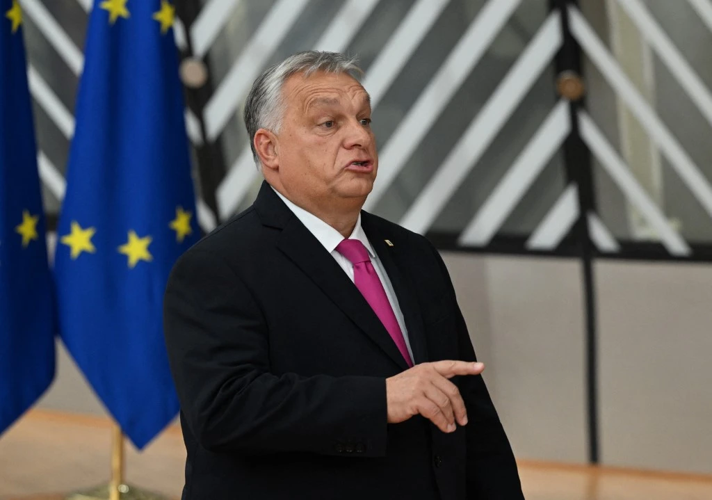 Orbán Says Russia Stands to Gain as ‘Irrational’ West Loses Power