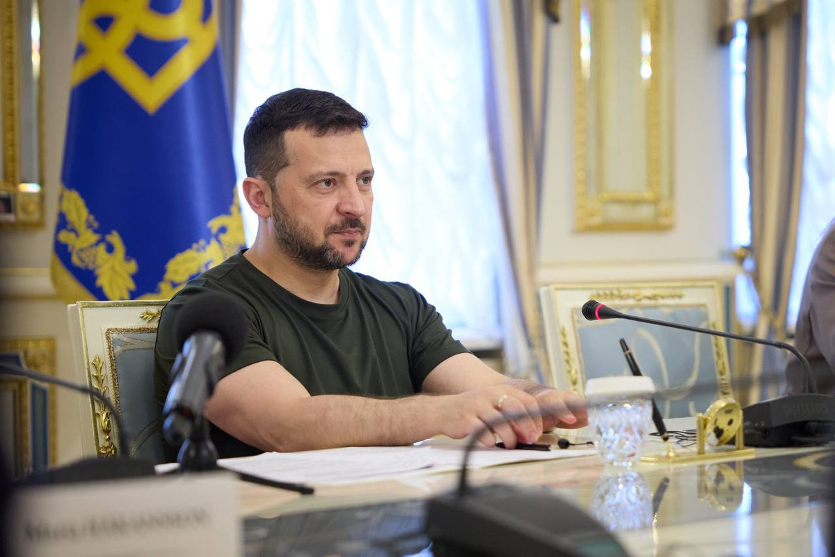 Зеленський вірить, що наступний уряд Франції підтримає Україну