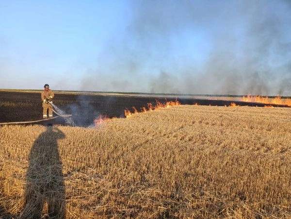 Росіяни вночі обстріляли Дніпро балістикою: є постраждалі