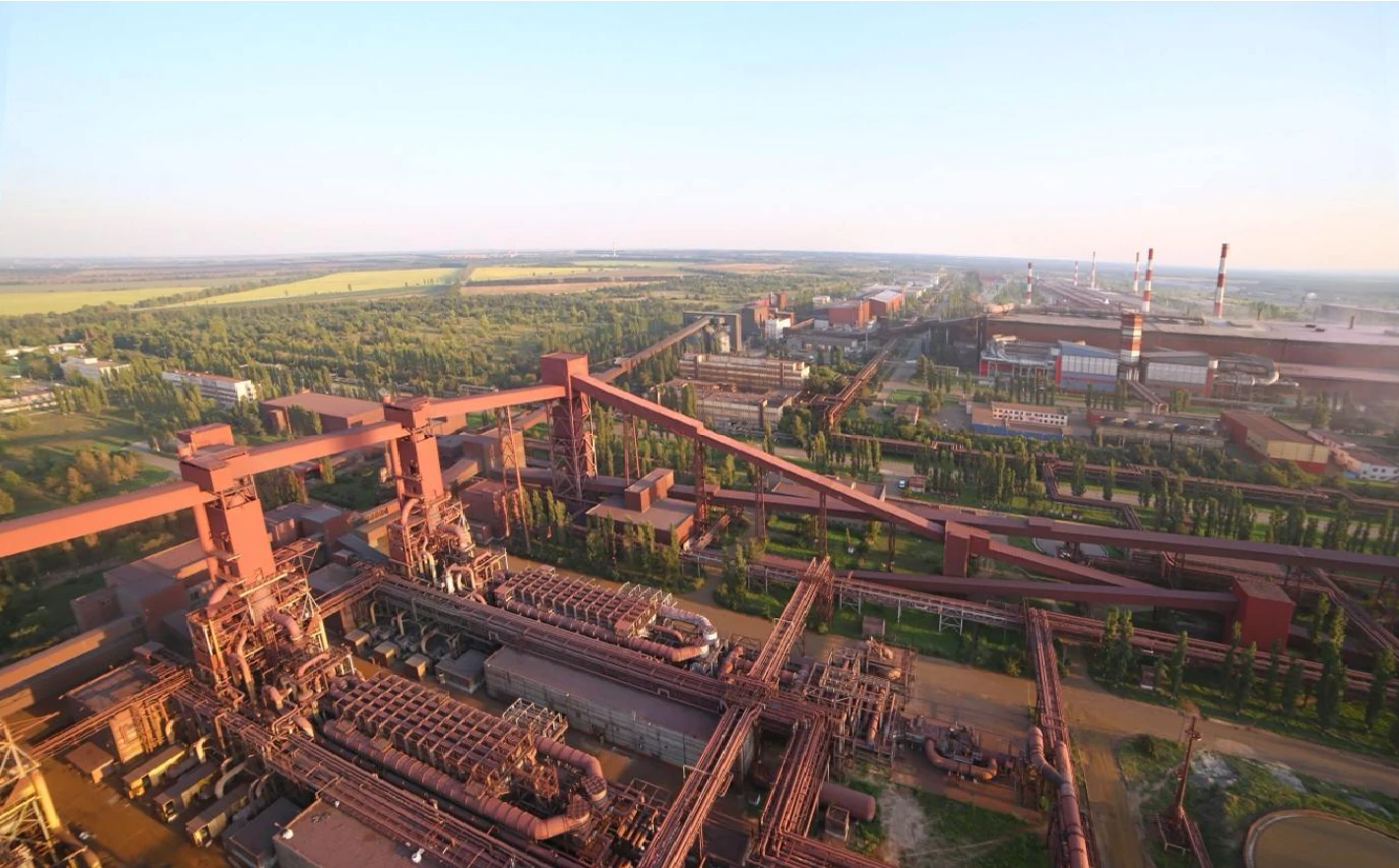 Ukraine Drone Attack Halts Key Russian Electrometallurgical Plant