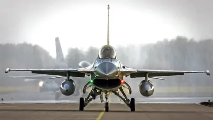 F-16 ‘Viper’ Combat Debut in Ukraine’s Skies Will Be Slow, Careful and Risk-Averse