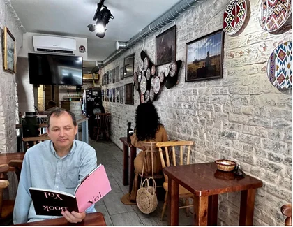 Yalta Café Owner Boasts Crimean Cuisine and Strong Tatar Spirit