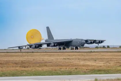 US B-52 Bombers Land for First Time Ever at NATO Main Eastern Air Base in Romania