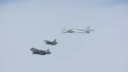 Бомбардувальники Китаю та РФ провели спільне патрулювання поблизу Аляски