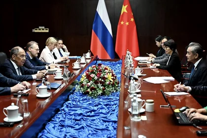 Russia, China FMs Meet as ASEAN Talks Get Underway in Laos