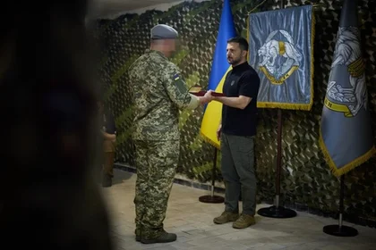 Zelensky Visits Frontline Kharkiv Region, Awards Special Ops Soldiers