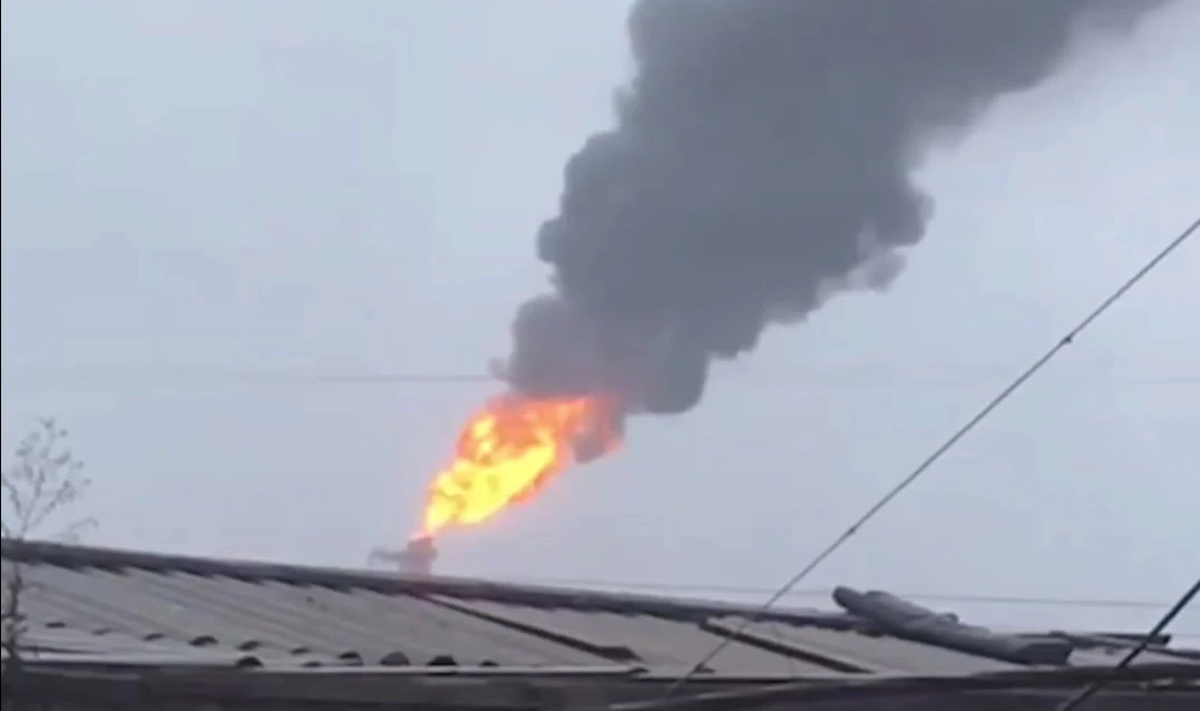 Blast at Russian Military Supplier Omsk Refinery Ignites Fire, Injures Two