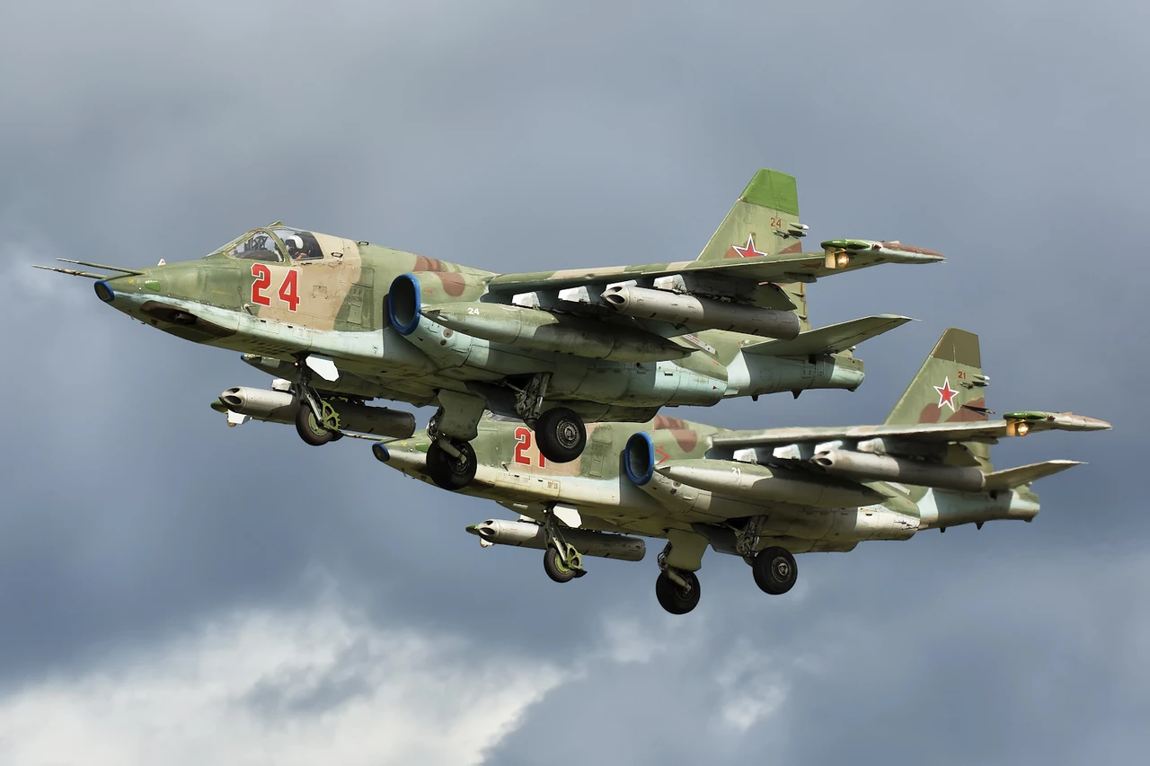 WATCH: Ukraine Shoots Down Another Russian Su-25 Fighter in Donetsk Region