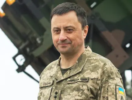 Zelensky Dismisses Air Force Chief After F-16 Crash