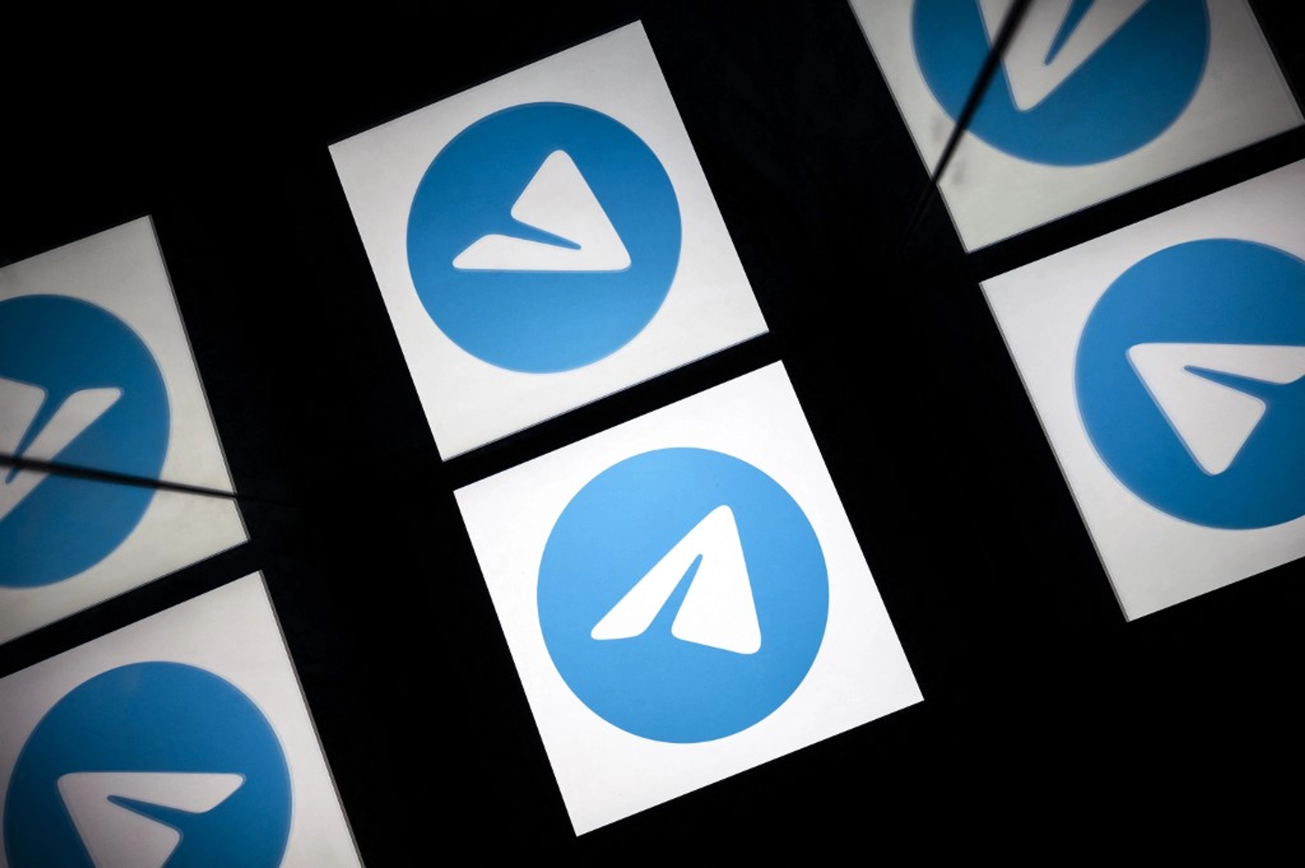 After Telegram Founder Arrest, Russians Fear Loss of 'Main Information Source'